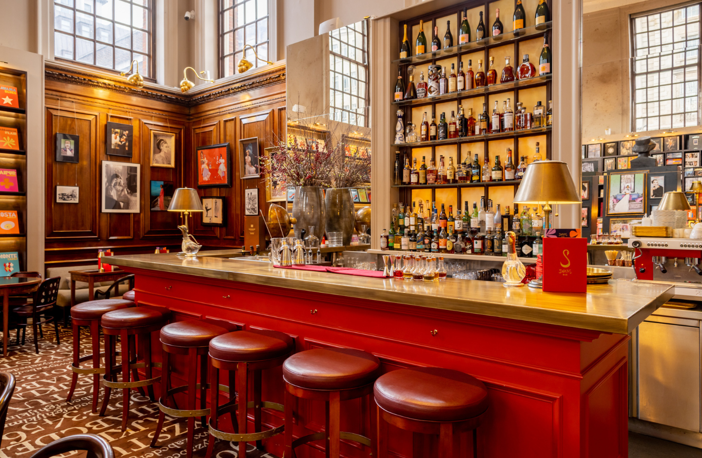 Inside Swan’s Bar: Cocktails Inspired by Travel | ASSOULINE