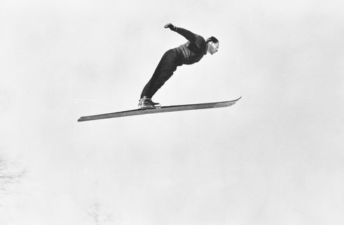 洋書 THE OLYMPIC GAMES in Transition Olympic Visions: Images of the Games through History, O'Mahony