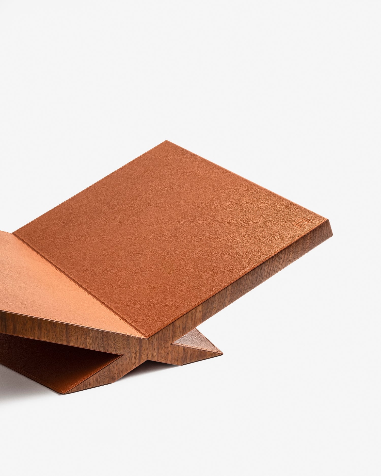 Culture Ultimate Luxury Bookstand in Camel | ASSOULINE