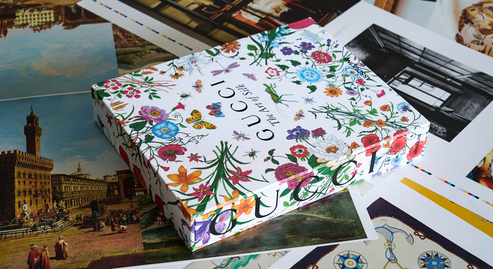 gucciのアートブック？ Gucci Coffee Table Book: The Art of Silk | ASSOULINE