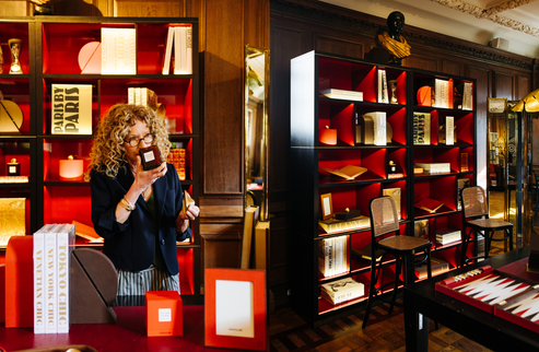 Kelly Hoppen Styling Tips: Assouline Library Design | ASSOULINE