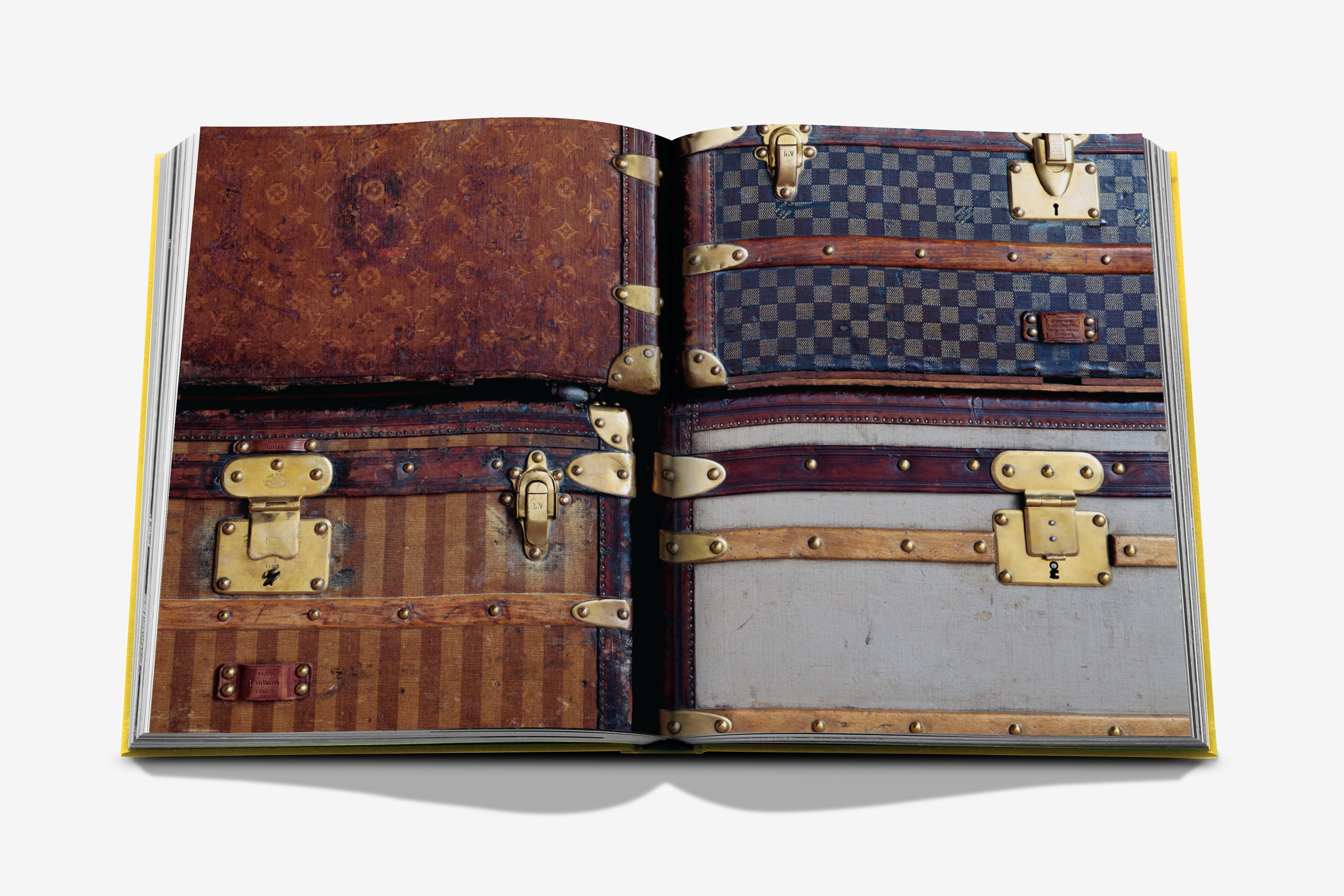FROM LOUIS TO VUITTON フロム ルイ トゥ ヴィトン 書籍 From Louis to Vuitton Coffee Table Book | ASSOULINE