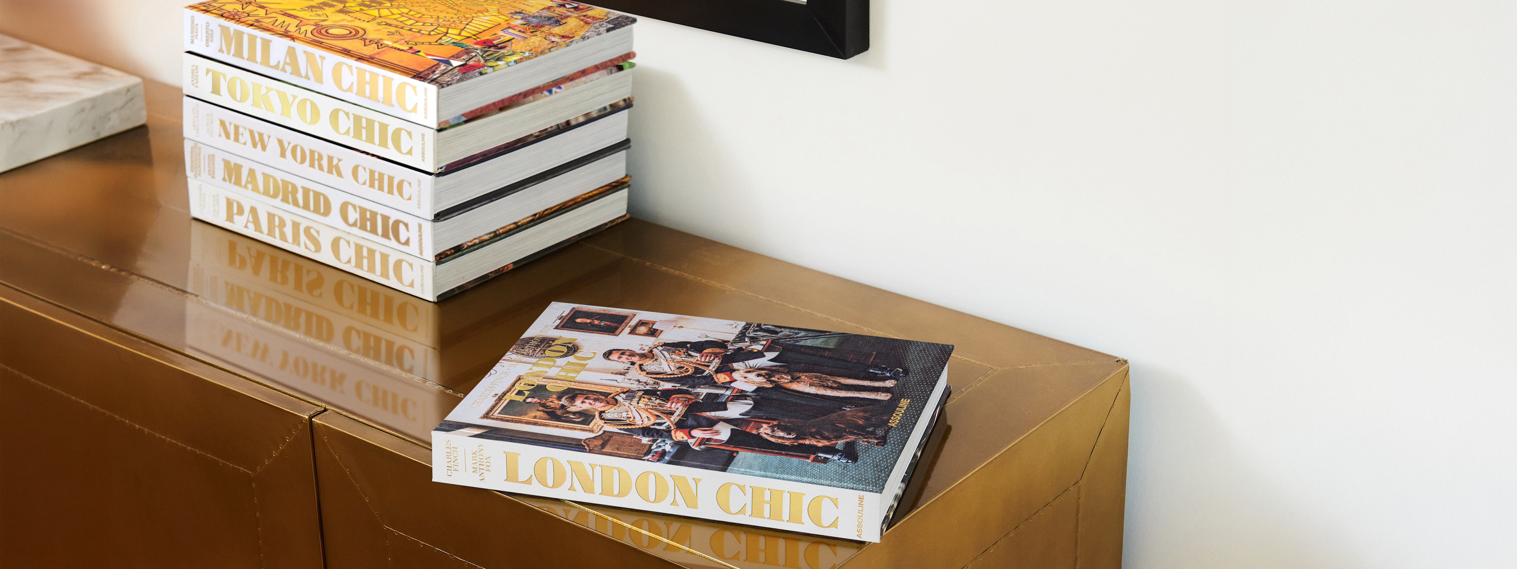 London Chic Coffee Table Book | ASSOULINE